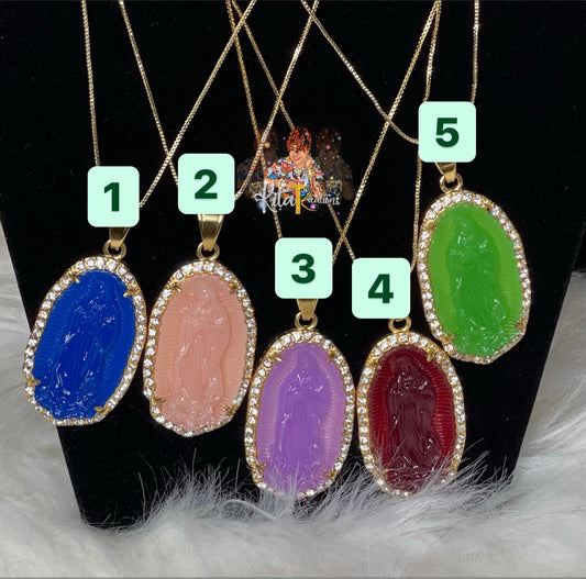 Pendant With Necklace…..J